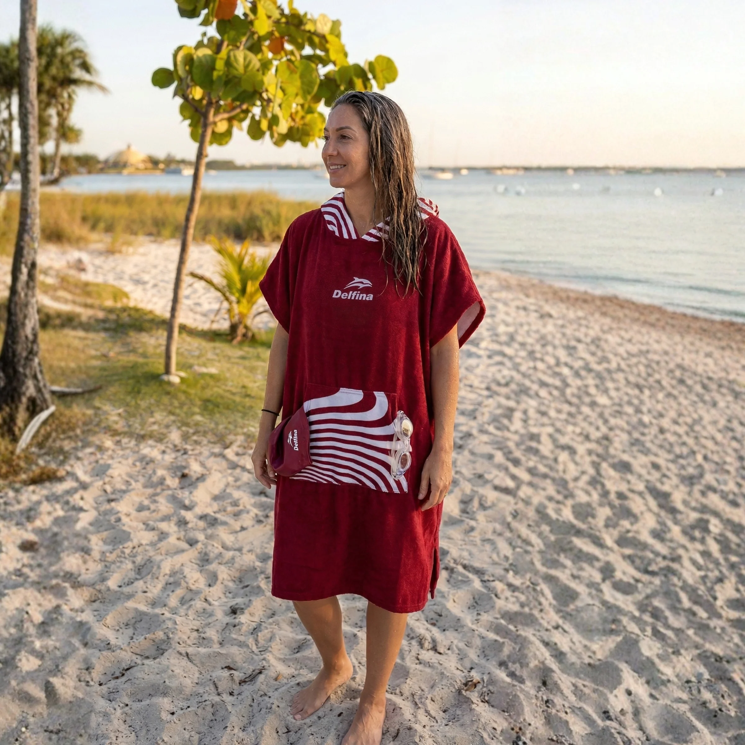 HOODED PONCHO TOWEL: FLOW MAROON - Image 2