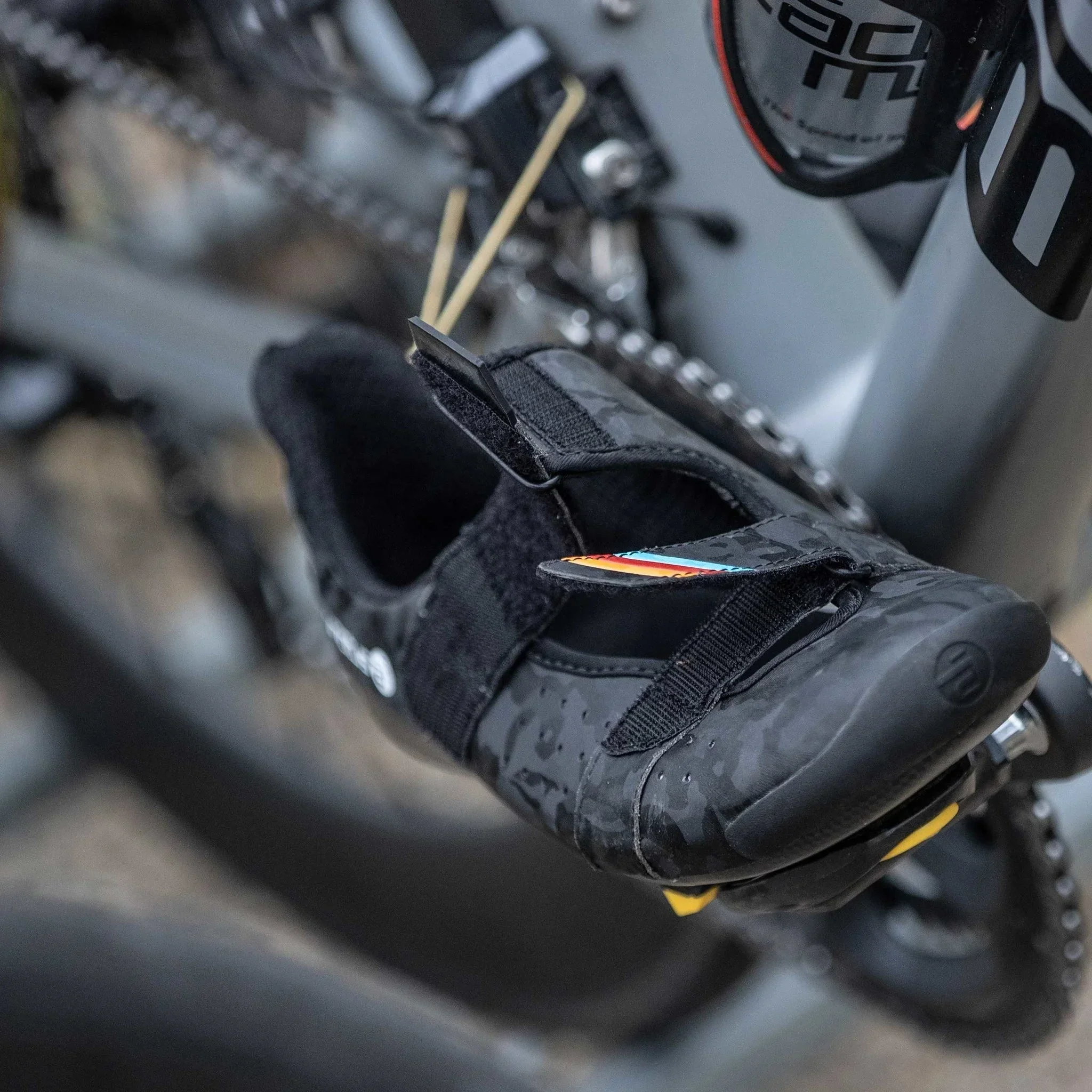 Worldcup T2 — Triathlon Cycling Shoes for Fast T1 - Image 12